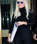 Filename=gagag_282829.JPG
Filesize=730KiB
Dimensions=2400x3600
Date added=Oct 21, 2015 gagag_282829.JPG
