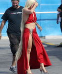 Filename=gaga_281229.jpg
Filesize=714KiB
Dimensions=2400x3600
Date added=Sep 11, 2015 gaga_281229.jpg