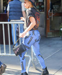 Filename=gaga_28629.jpg
Filesize=1317KiB
Dimensions=2400x3600
Date added=Sep 15, 2015 gaga_28629.jpg
