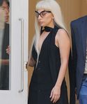 Filename=gaga_28429.JPG
Filesize=164KiB
Dimensions=914x1373
Date added=Sep 16, 2015 gaga_28429.JPG