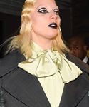 gaga_283629.jpg