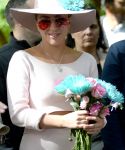 Filename=gg_282129.jpg
Filesize=1605KiB
Dimensions=2400x3600
Date added=Oct 26, 2016 gg_282129.jpg