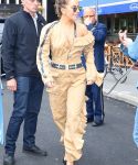 Filename=g_282329.jpg
Filesize=1051KiB
Dimensions=1600x2400
Date added=May 18, 2017 g_282329.jpg
