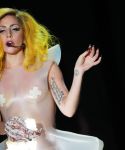 lady_gaga_210.jpg