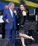 Filename=1_281629.jpg
Filesize=1289KiB
Dimensions=2400x3600
Date added=Jan 01, 2006 1_281629.jpg