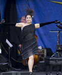 Filename=1_282229.jpg
Filesize=1056KiB
Dimensions=3600x2400
Date added=Jan 01, 2006 1_282229.jpg