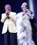 gaga_2811029.jpg