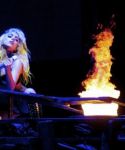 Filename=lady_gaga_190.jpg
Filesize=31KiB
Dimensions=500x340
Date added=Aug 18, 2010 lady_gaga_190.jpg