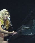 Filename=lady_gaga_062.jpg
Filesize=115KiB
Dimensions=1004x752
Date added=Aug 30, 2010 lady_gaga_062.jpg