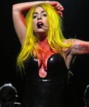 Filename=lady_gaga_038.jpg
Filesize=31KiB
Dimensions=320x480
Date added=Sep 16, 2010 lady_gaga_038.jpg