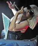 Filename=lady-gaga-045.jpg
Filesize=25KiB
Dimensions=501x312
Date added=Mar 21, 2009 lady-gaga-045.jpg