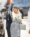 Filename=lady-gaga_050~6.jpg
Filesize=743KiB
Dimensions=2022x2700
Date added=Aug 02, 2011 lady-gaga_050~6.jpg