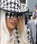 Filename=lady-gaga_055~3.jpg
Filesize=610KiB
Dimensions=2009x2850
Date added=Aug 02, 2011 lady-gaga_055~3.jpg