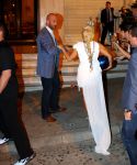 gaga_281429~4.jpg